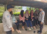 Sat Binmas Polres Lombok Utara Blusukan Edukasi Pemilu Damai