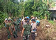 Kompak, Sinergitas TNI dan Polri gotong royong bangun jalan di Kopang