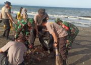 Sinegritas TNI-Polri, Pemda dan Pokmas Bersih Pantai Loang Baloq