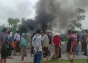 Warga Blokir Jalan Protes Lambannya Penanganan Kasus Pembunuhan di Lombok Tengah