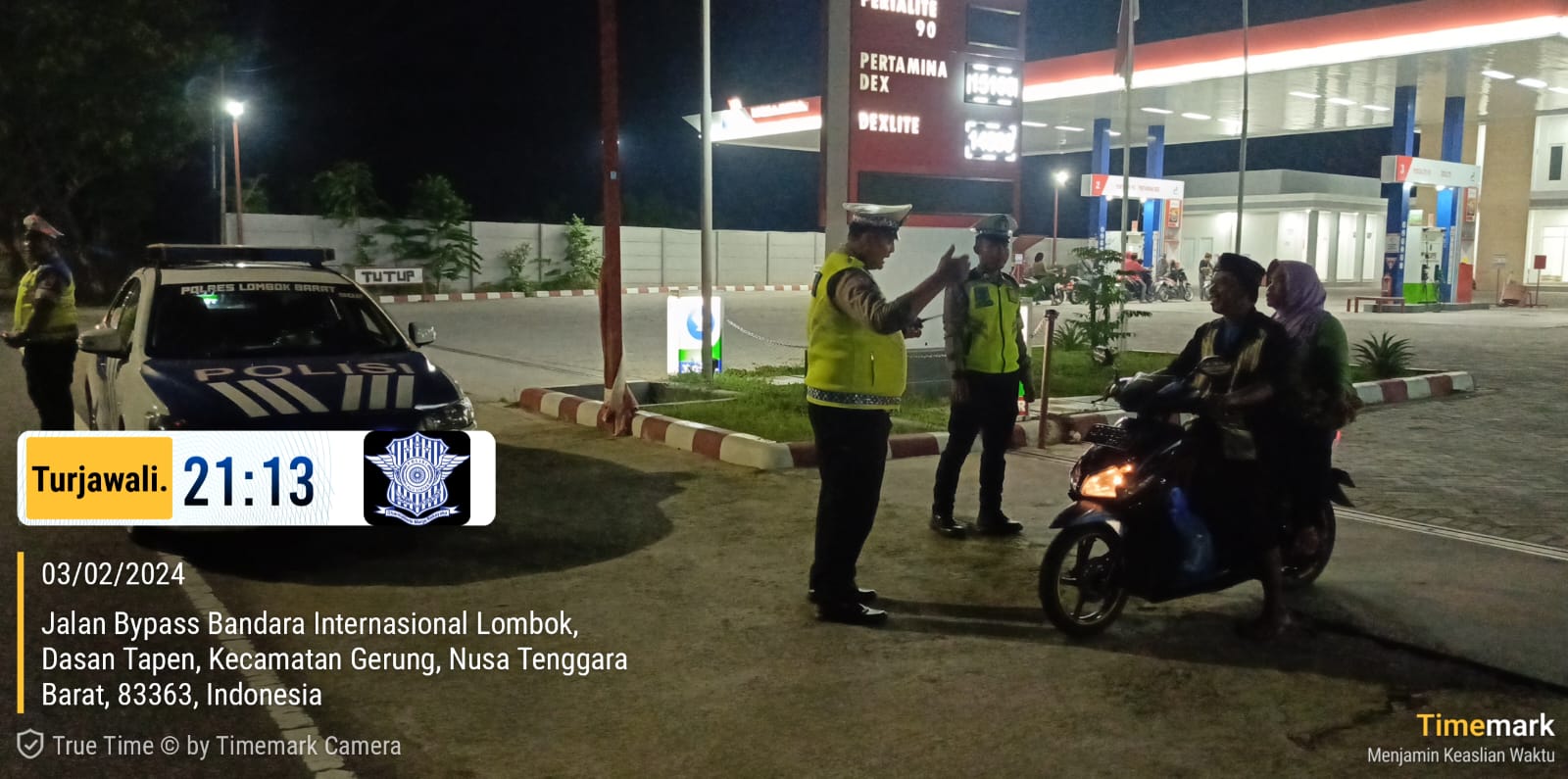 Satgas Kamseltibcarlantas Polres Lombok Barat Patroli Malam di Kantor KPU dan Jalan Bypass BIL