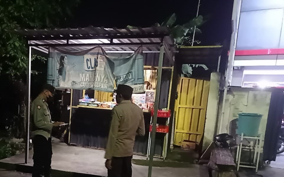 Patroli Malam Polsek Kuripan Ciptakan Situasi Aman dan Kondusif