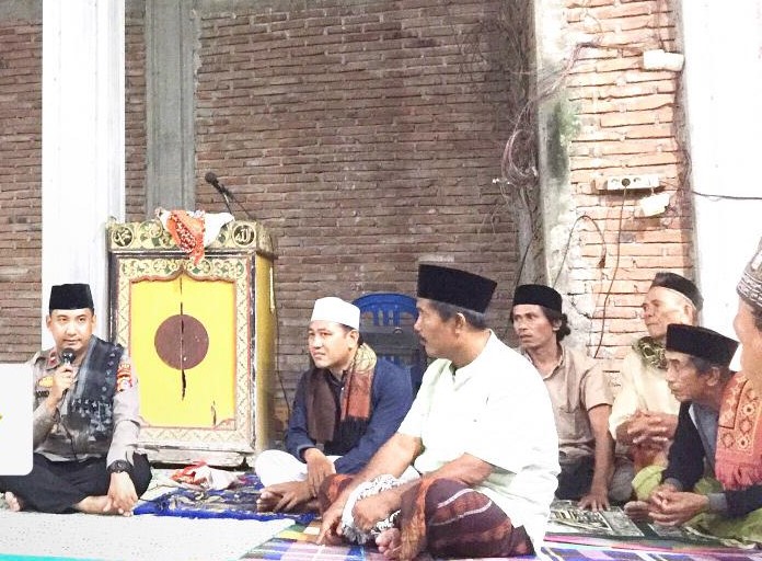 Semarak Safari Ramadhan Kapolsek Lembar di Masjid Baitat Taqwa