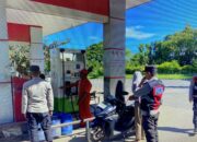 Patroli Dialogis Polsek Pemenang Tingkatkan Keamanan Pasokan BBM Jelang Idul Fitri
