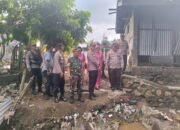 Tinjau Lokasi Banjir di Kecamatan Kayangan Kapolres Lombok Utara Salurkan Bantuan