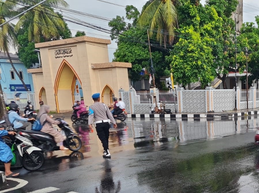 Ngabuburit di Kediri Lombok Barat Berjalan Aman