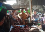 Inflasi Dipantau, Camat dan Kapolsek Labuapi Gelar Sidak Pasar Tradisional