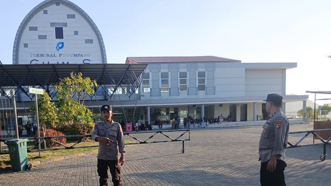 Patroli KRYD Polsek Lembar Jaga Keamanan Pelabuhan Gilimas Jelang World Water Forum