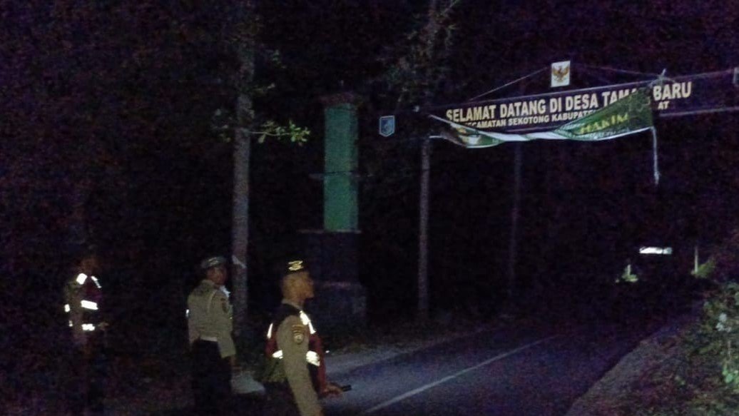 Patroli Dini Hari Polsek Sekotong Amankan Jalanan Sepi