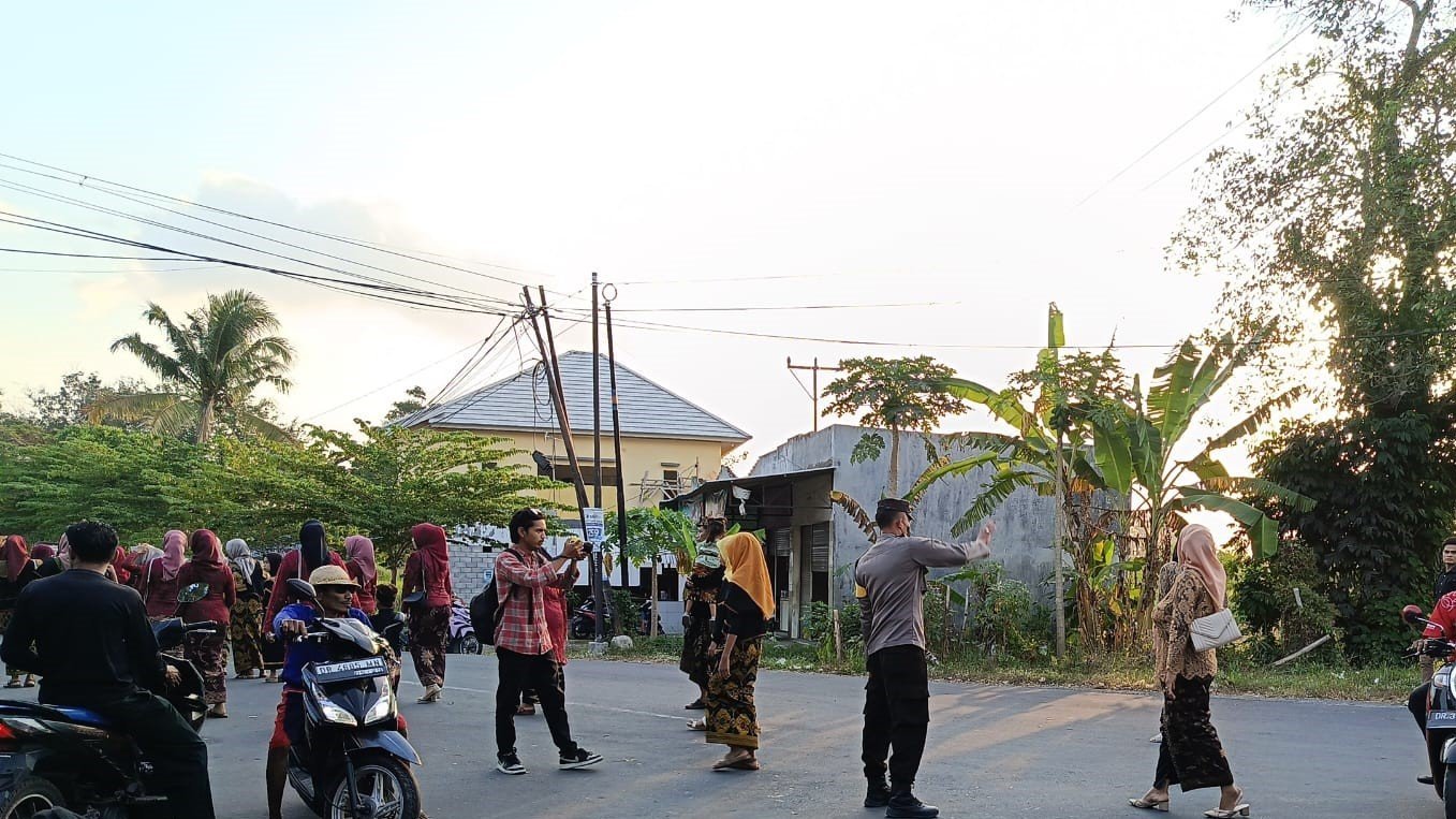 Pengamanan Ketat Tradisi Nyongkolan di Kuripan