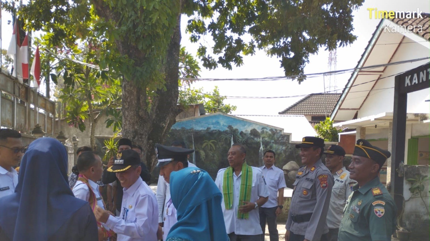 Polsek Gerung Kawal Penilaian Lomba Desa Tingkat Provinsi NTB di Desa Beleke