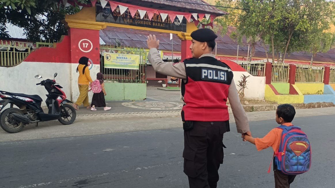 Pengaturan Lalu Lintas Polsek Sekotong