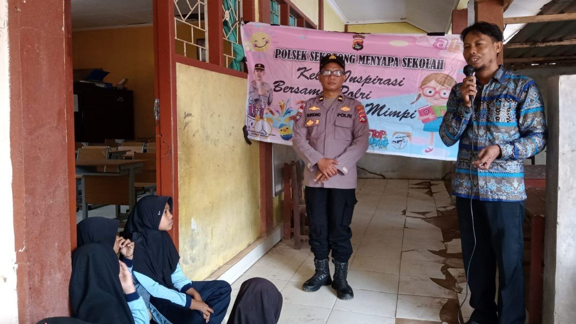 Polisi Sambangi Sekolah, Ajak Siswa Lawan Narkoba dan Bullying