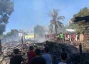 Polsek Bayan Cek TKP Kebakaran di Rumah Adat Loloan