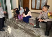 Polisi Sambangi Warga, Ajak Jaga Damai Pilkada Lombok Barat
