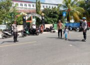 Polsek Gerung Amankan Lalu Lintas di Depan SDN 1 Gerung