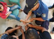 Dramatis! Bocah 7 Tahun Terborgol, Damkar Lombok Barat Turun Tangan