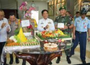 Berikan Kejutan, Danrem 162/Wira Bhakti Beserta Pejabat Forkopimda Sambangi Mapolda NTB