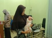 BAYI PEREMPUAN DITEMUKAN WARGA DI PEMBUANGAN SAMPAH