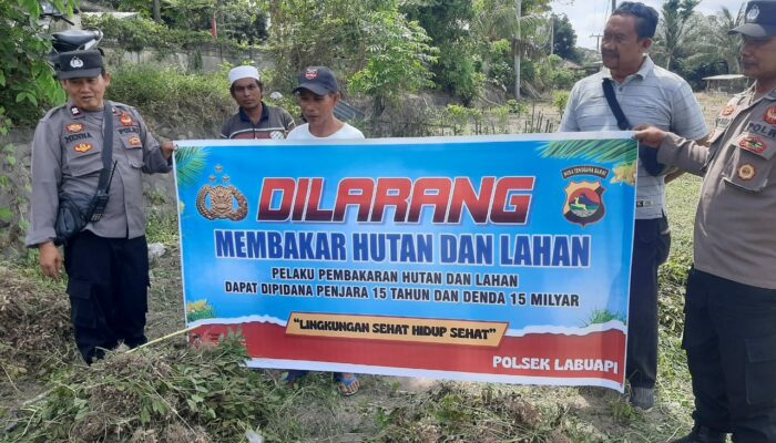 Edukasi Masyarakat Jadi Fokus Utama Patroli Polsek Labuapi Melawan Karhutla