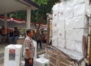 Polsek Mataram Amankan Pengiriman 212 Kotak Suara Pilkada 2024 dari PPK ke Gudang KPU”