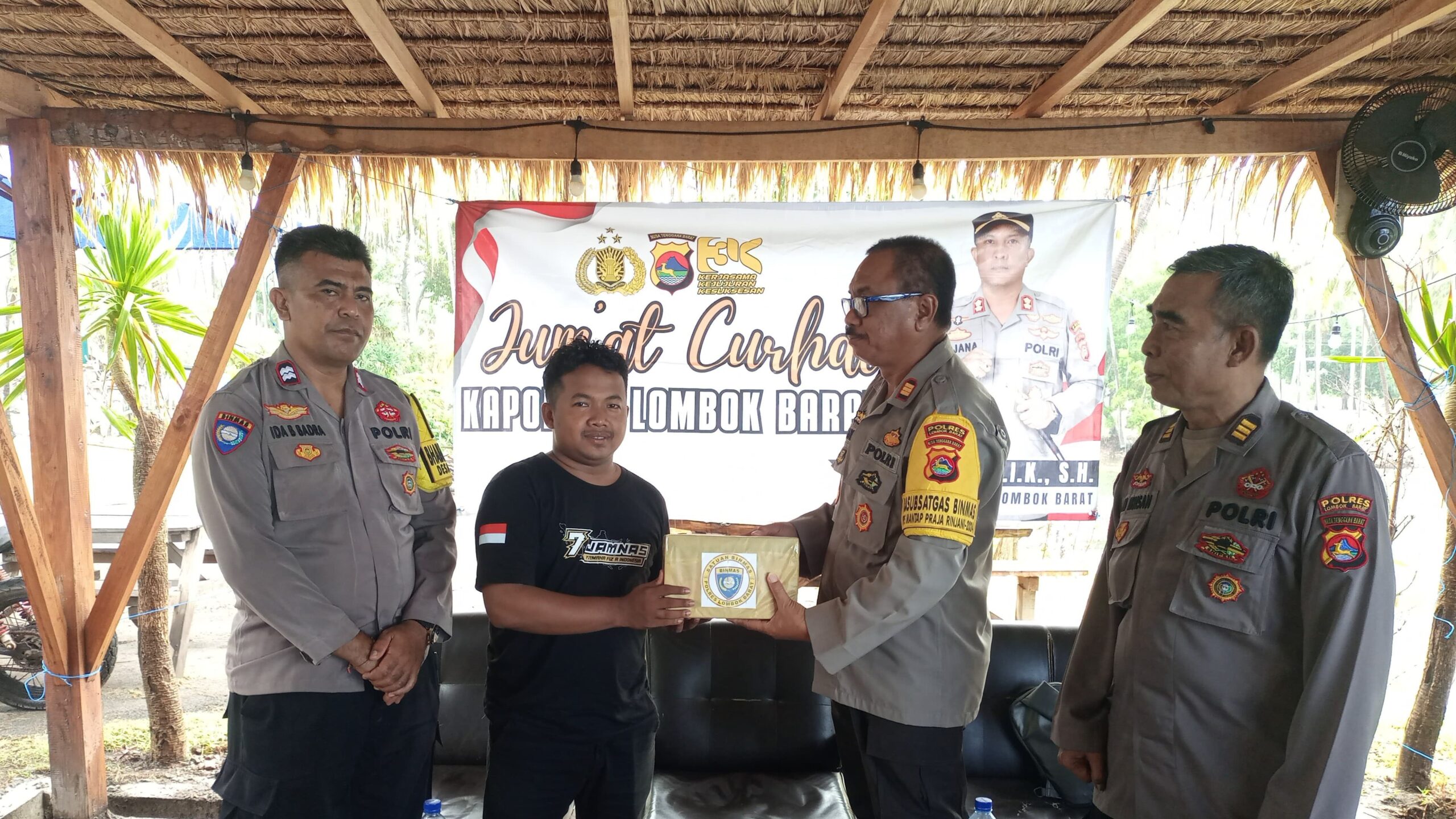 Kegiatan Jumat Curhat Polsek Batulayar