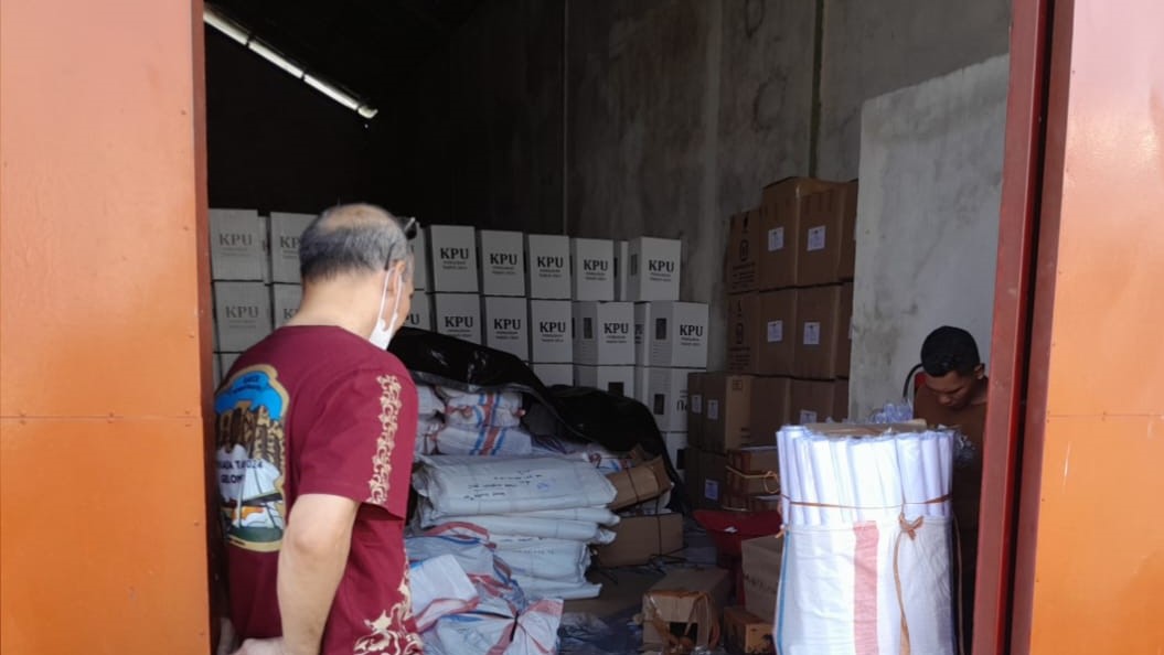 Pemantauan Ketat Gudang Logistik KPUD Lombok Barat Jelang Pemilu 2024