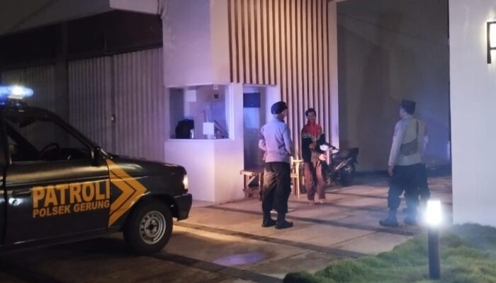 Tingkatkan Keamanan, Polsek Gerung Gelar Patroli Malam di Lokasi Strategis