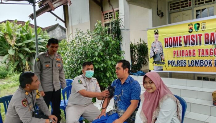 Kabag SDM Polres Lombok Utara Laksanakan Home Visit ke Rumah Personil Yang Sakit