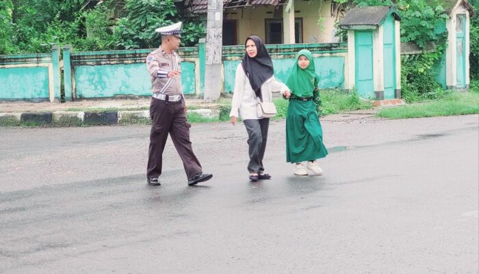 Patroli Rawan Pagi, Sat Lantas Bima Kota Jaga Keamanan Jalan Raya