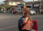 Rawan Macet, Polisi Gelar Giat Rutin di Simpang 3 Montong