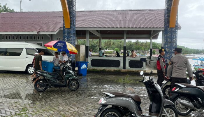 Patroli Intensif di Dermaga Tawun: Antisipasi Kejahatan Liburan