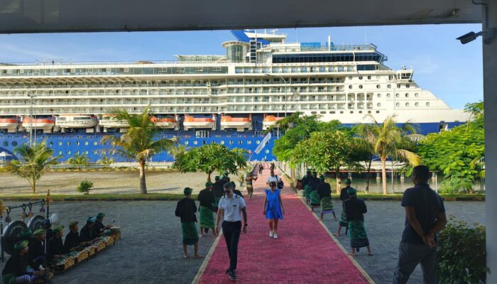 Celebrity Millennium Berlabuh di Lombok: Geliat Pariwisata Awal Tahun 2025