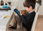 Gadget Bikin Anak Makin Kesepian? Begini Cara Menyelamatkannya!