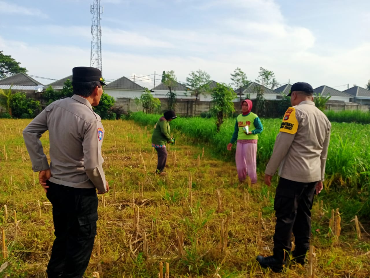 Sinergi Polisi dan Warga: Sukseskan Program Ketahanan Pangan