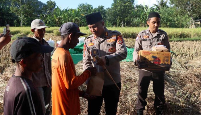 Aksi Kapolres Lombok Barat: Berbagi Takjil, Pererat Silaturahmi