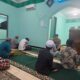 Sholat Isya’ dan Tarawih Berjamaah: Wujud Kedekatan Kapolsek Sekongkang dengan Masyarakat