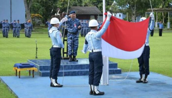 Danlanud ZAM Bacakan Sambutan Pangkoopsudnas dalam Upacara 17-an di Bulan Maret