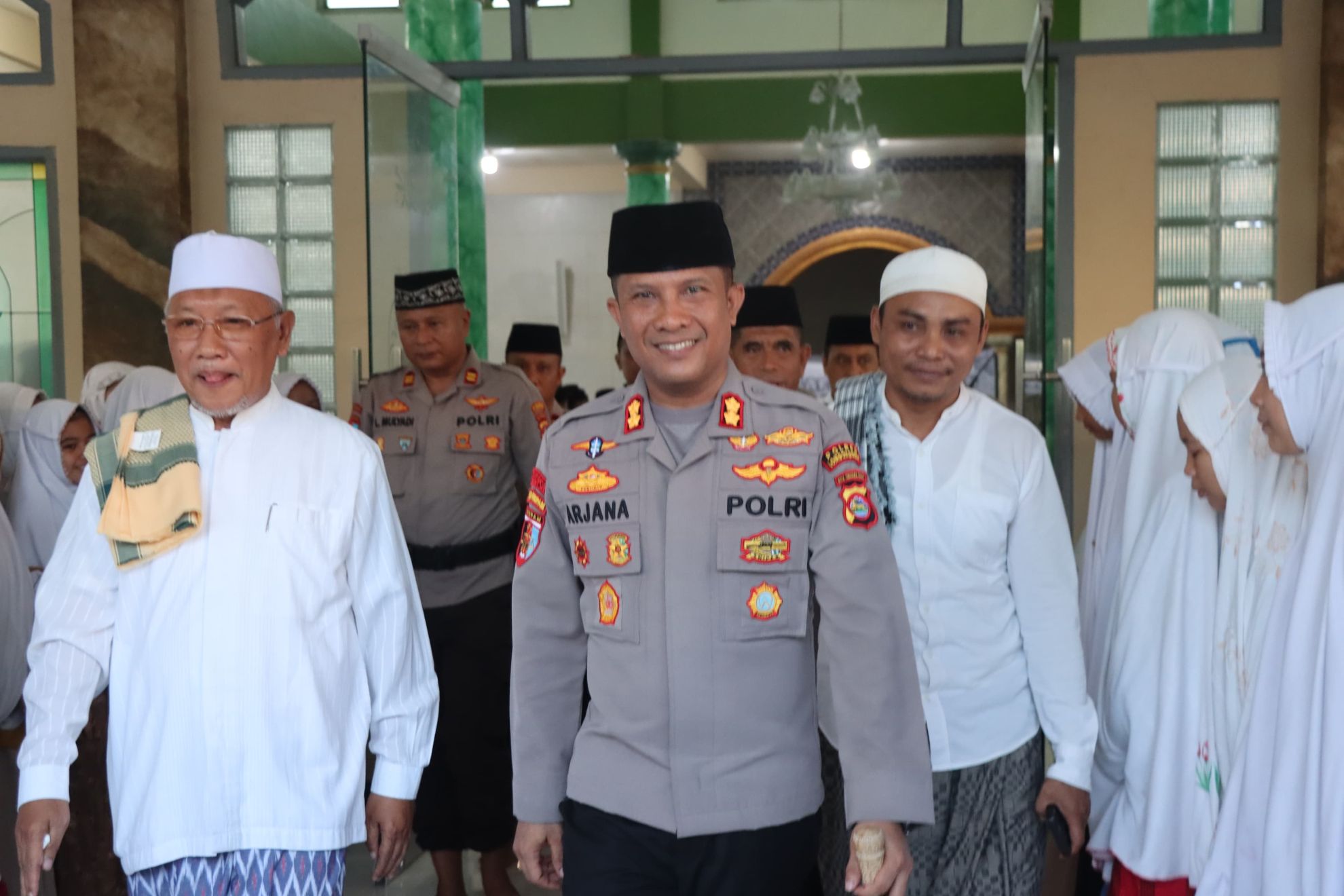 Kapolres Lombok Barat: Santri Harus Jadi Agen Perubahan Positif