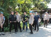 Polisi Kawal Ketat Ekshumasi Jenazah Brigadir MN di TPU Sembung untuk Otopsi