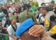 Unjuk Rasa HMI MPO di DPRD NTB Ricuh, Empat Polisi Alami Luka-Luka