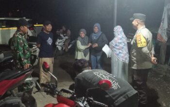 Sinergi Kuat di Sekongkang Bawah, Bhabinkamtibmas Bersama Tiga Pilar Amankan Wilayah dan Data Pendatang