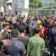 Desakan Provinsi Pulau Sumbawa Bergema, Polda NTB Kawal Unjuk Rasa di DPRD