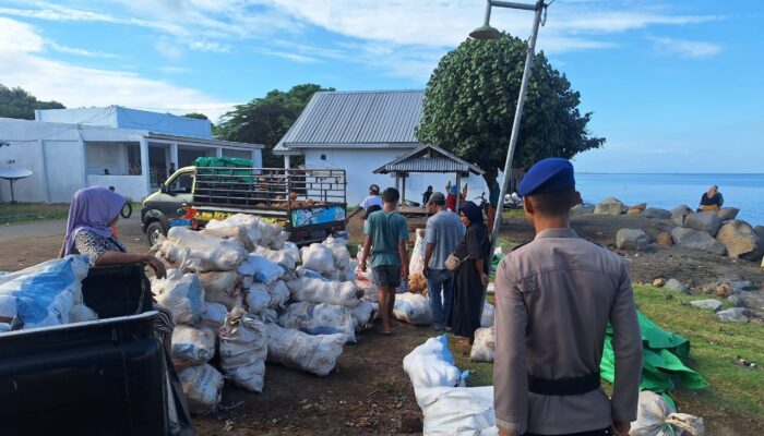 Jaga Kamtibmas dan Lingkungan, Ditpolairud Polda NTB Gelar Patroli Binmas di Pesisir Dompu
