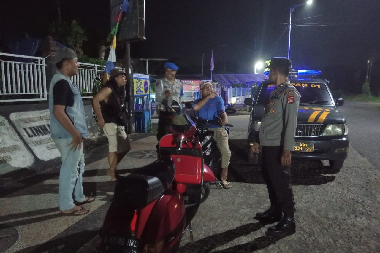 Sinergi Polri dan Masyarakat dalam Patroli Rutin di Desa Jagaraga