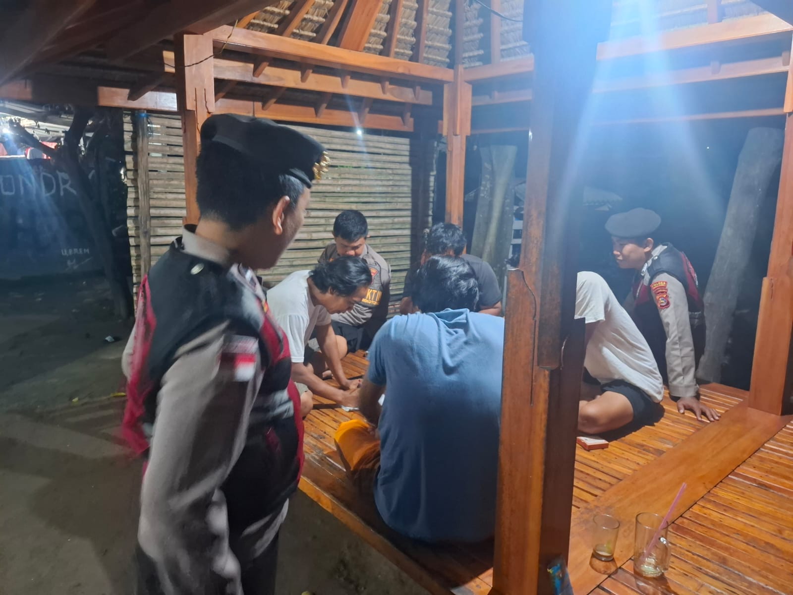 Polsek Sekotong Jalin Kemitraan Aktif Bersama Masyarakat
