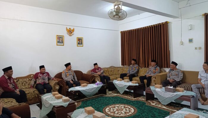 Silaturahmi Kapolres dan Tokoh Agama Lombok Barat Perkuat Keamanan Masyarakat