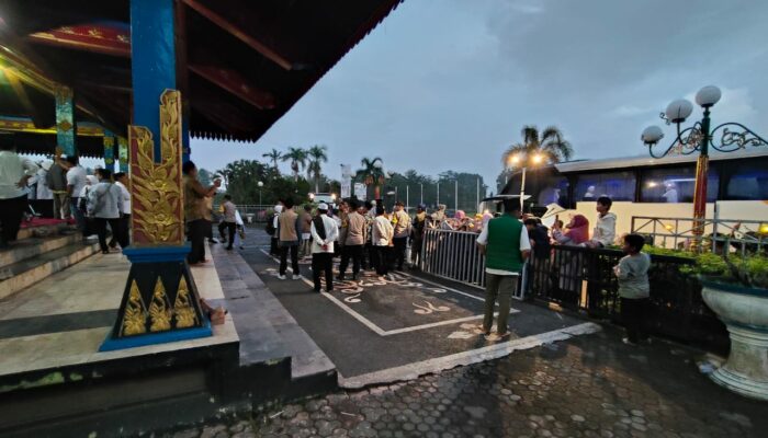 Pemberangkatan Jamaah Haji Lombok Barat Kloter 11 Berjalan Kondusif
