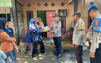 Aksi Polsek Kediri: Telur untuk Generasi Sehat Bebas Stunting
