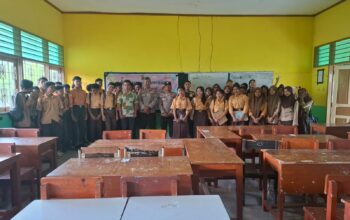 Polres Lombok Barat Sosialisasikan Bahaya Narkoba dan Pernikahan Dini di Sekolah